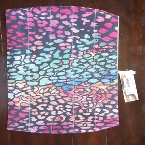 New Marquis size multicolored Skirt